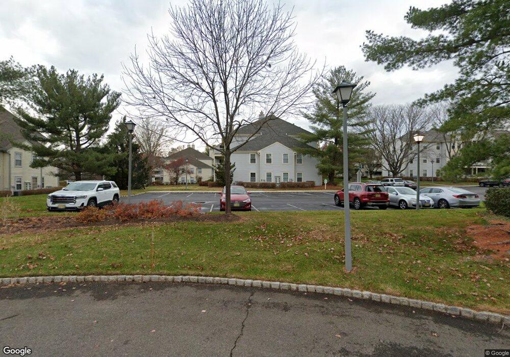 112 Lowell Ct unit 7, Princeton, NJ 08540 - photo 1