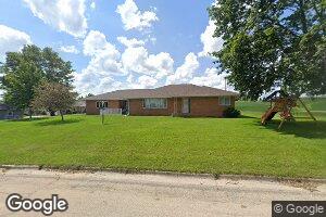 815 6th Ave SW, Cascade, IA 52033
