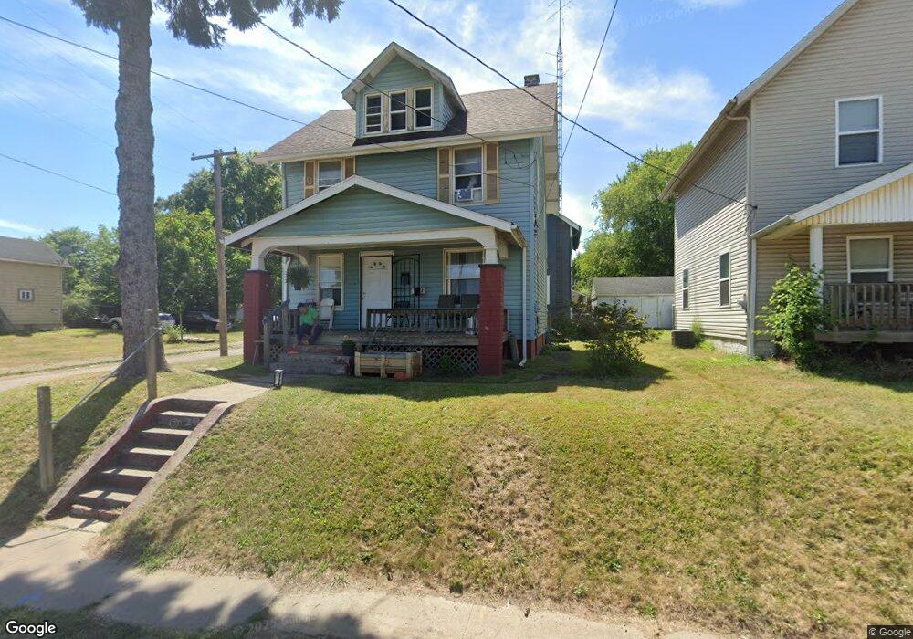 1523 Maple Ave NE, Canton, OH 44705 - photo 1