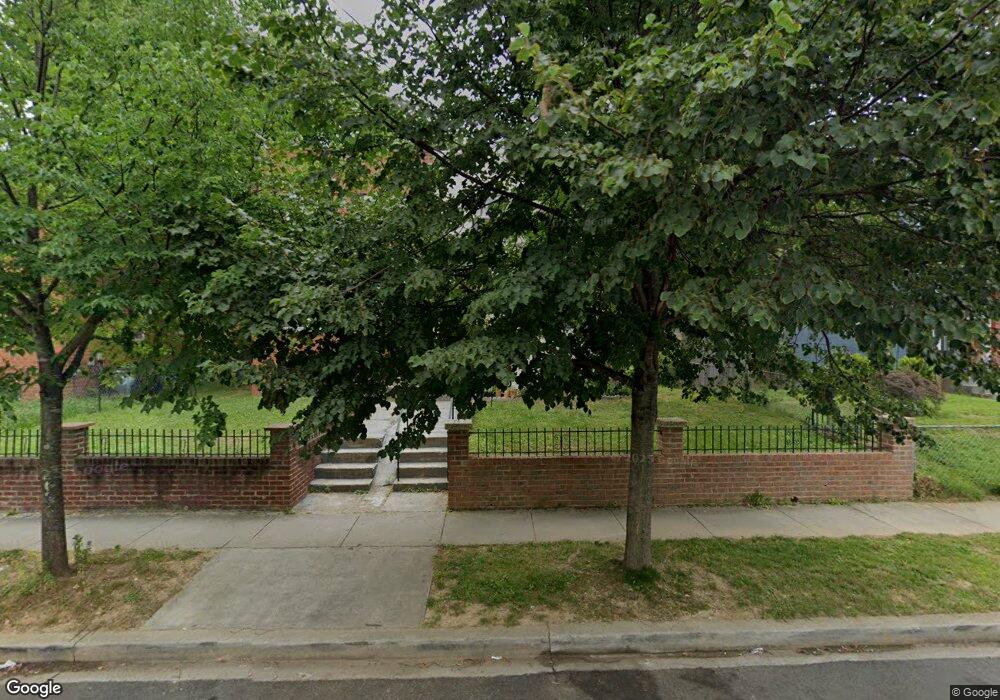 740 51st St SE, Washington, DC 20019 - photo 1