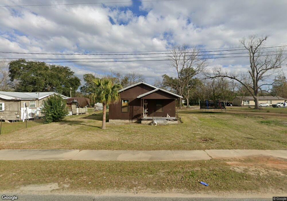 309 N Dowling Ave, Donalsonville, GA 39845 - photo 1