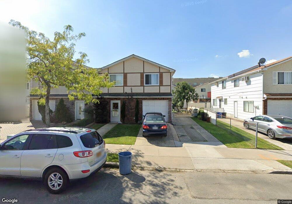 260 Ada Dr, Staten Island, NY 10314 - photo 1