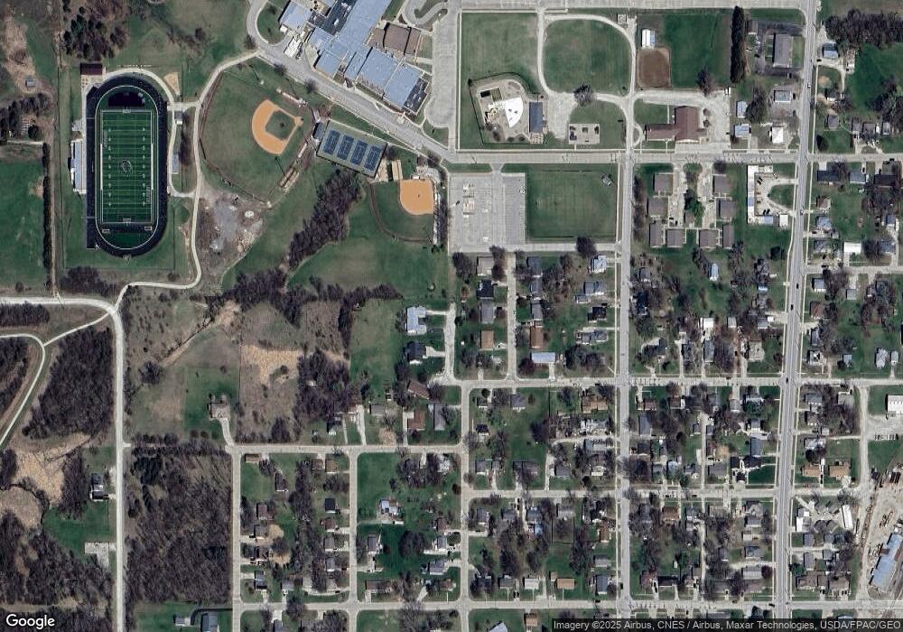 127 W Garfield St, Osceola, IA 50213 - photo 1