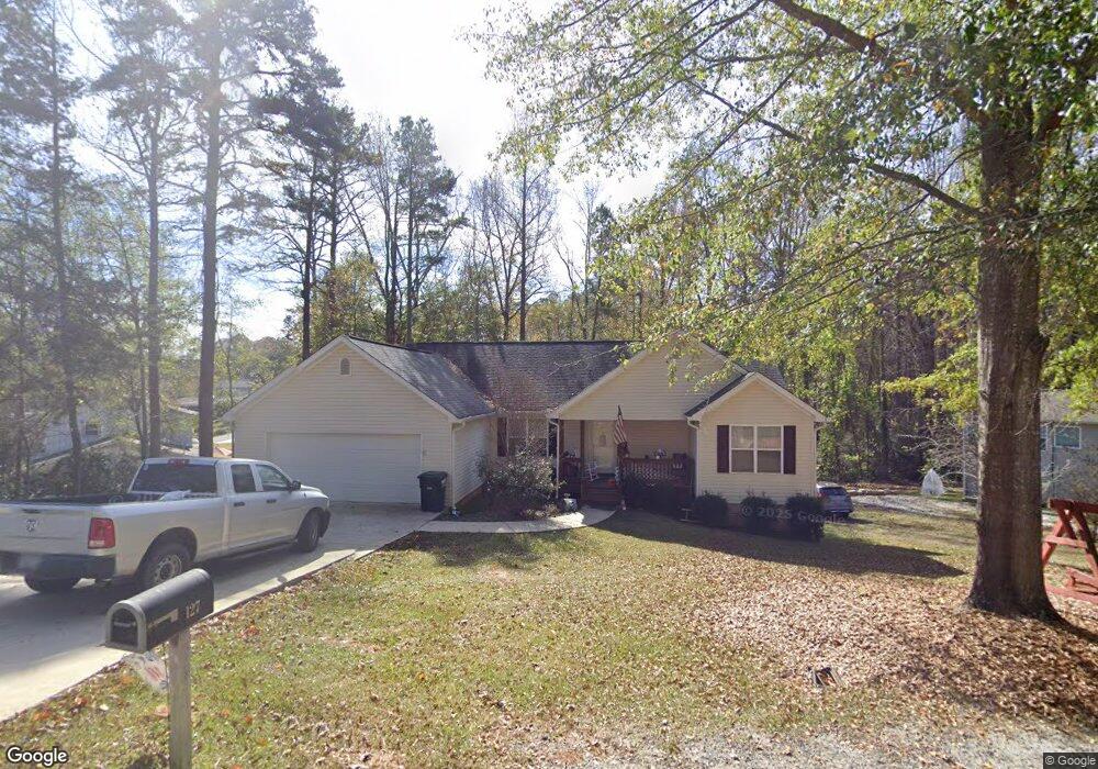 127 Hillcrest Dr, Commerce, GA 30529 - photo 1