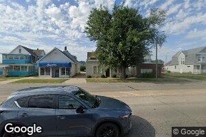 618 1st Ave NW, Cedar Rapids, IA 52405