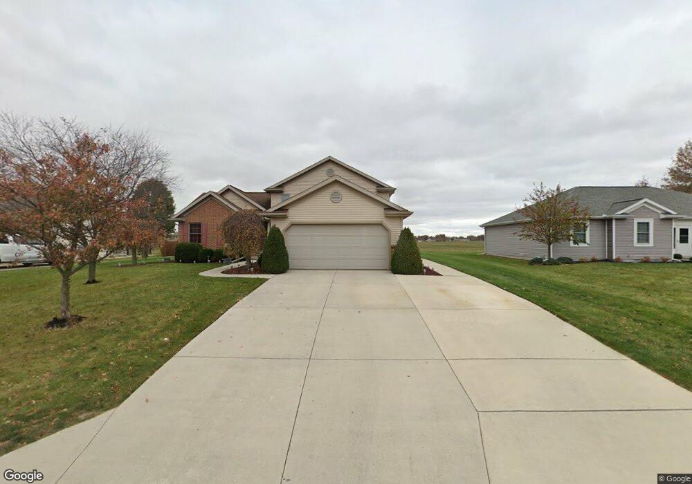 5198 Surrey Ln, Lima, OH 45807 - photo 1
