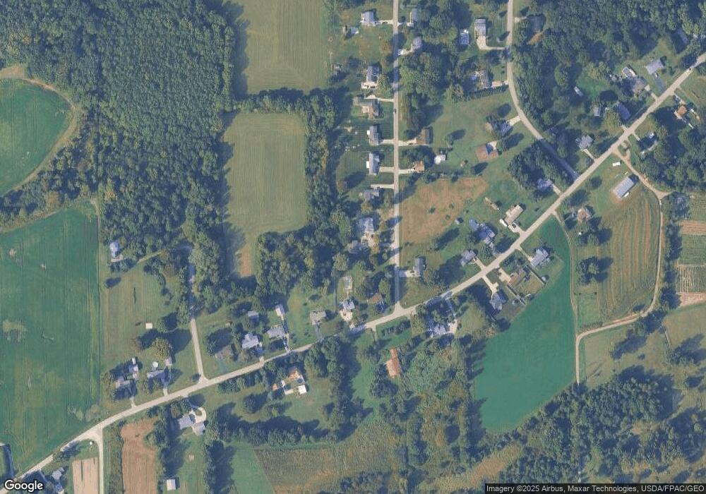 566 Janet Dr, Conneaut, OH 44030 - photo 1