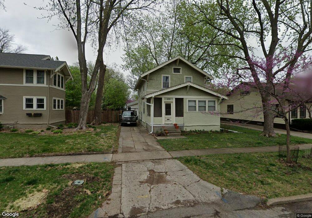 1059 39th St, Des Moines, IA 50311 - photo 1