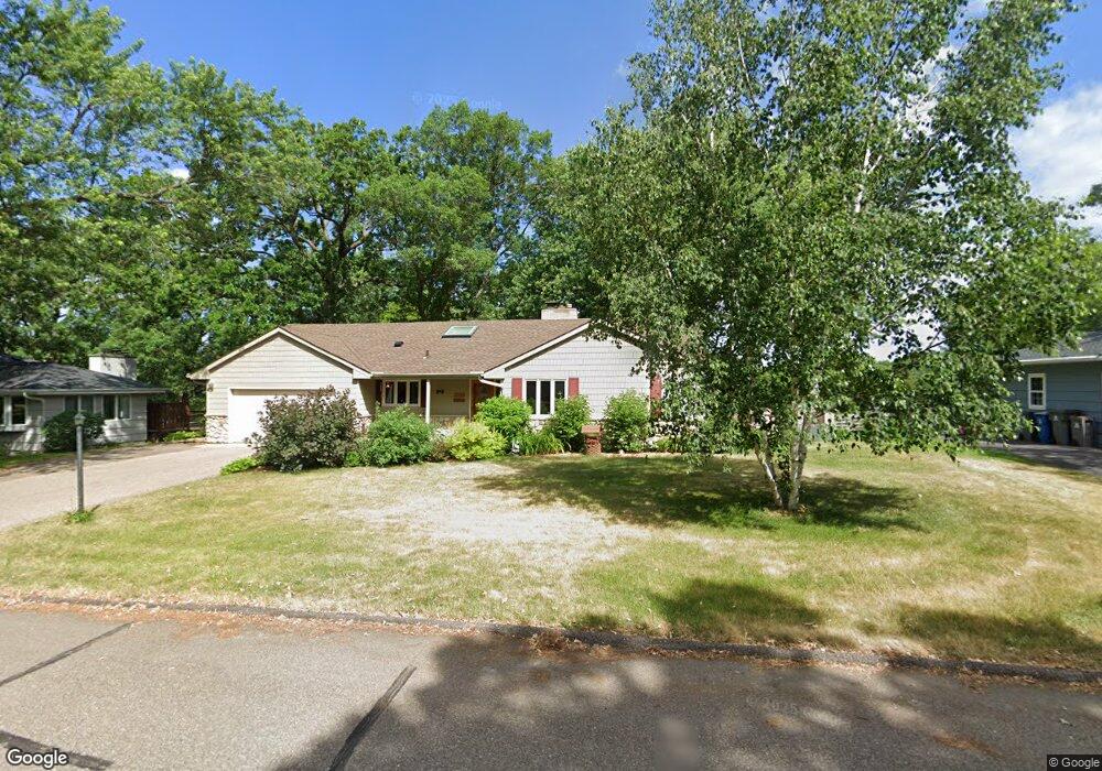 16600 Bywood Ln, Minnetonka, MN 55345 - photo 1