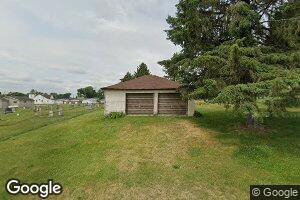 215 E 1st St, Mc Connell, IL 61050