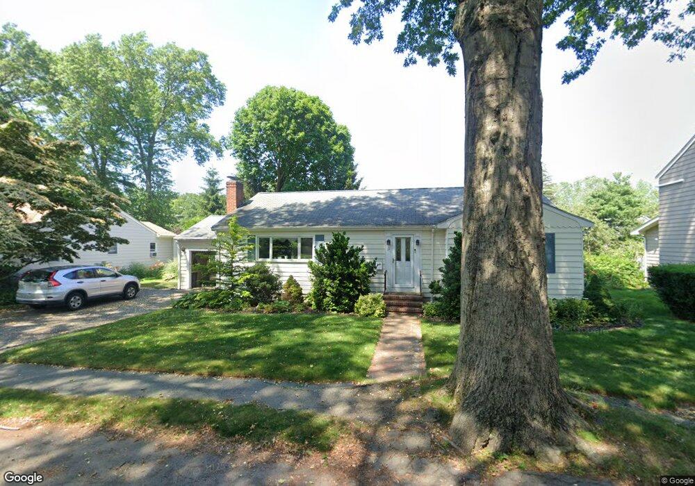 11 Drumlin Rd, Marblehead, MA 01945 - photo 1