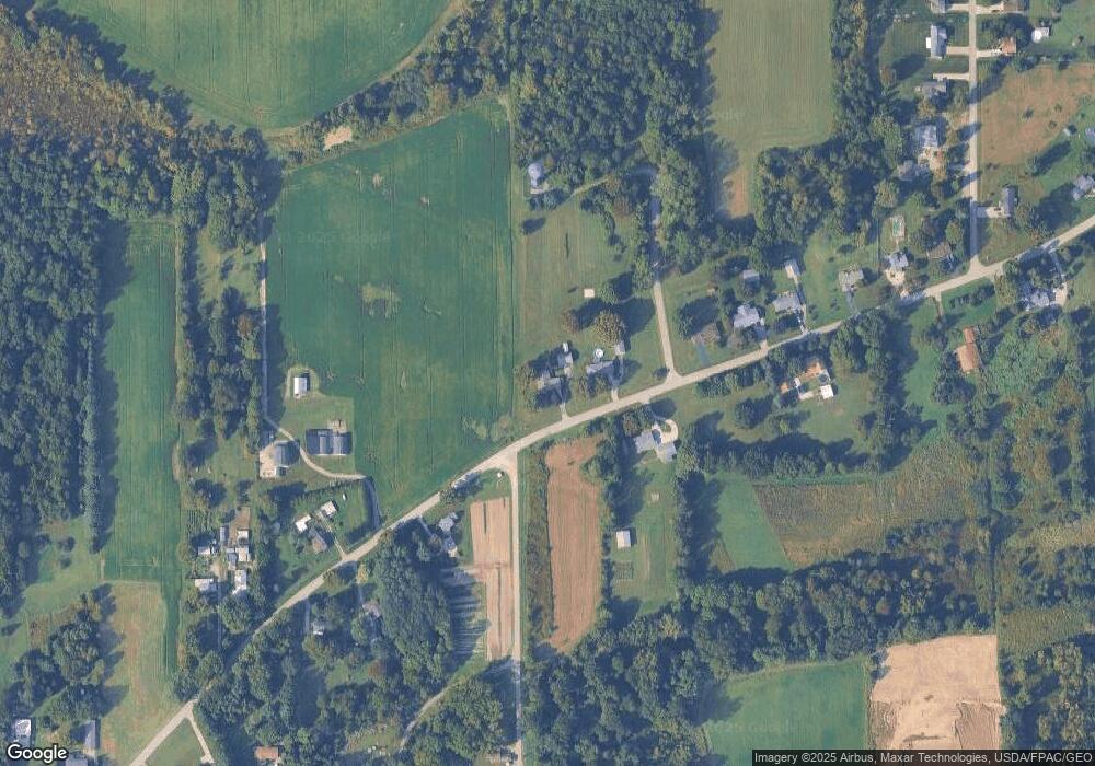 652 Creek Rd, Conneaut, OH 44030 - photo 1