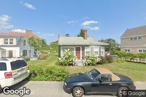 25 7th St, Biddeford Pool, ME 04006