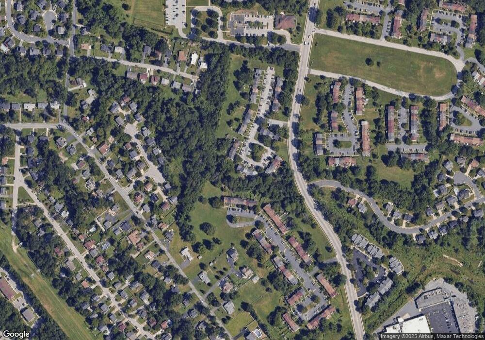 35 Hapsburg Ct, Parkville, MD 21234 - photo 1