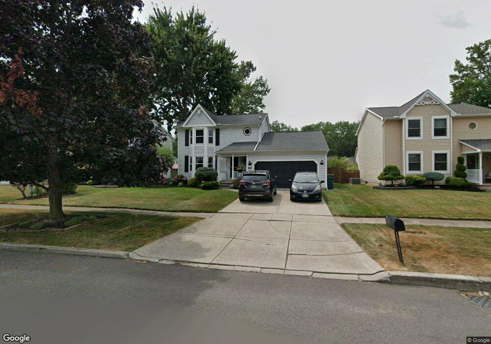 1160 Doebler Dr, North Tonawanda, NY 14120 - photo 1