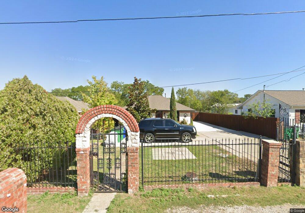 306 E Maple St, Celina, TX 75009 - photo 1