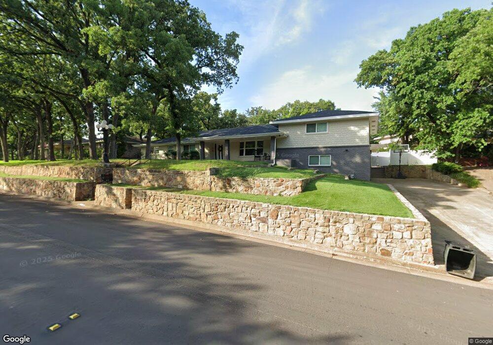 4103 Pebble Creek Dr, Euless, TX 76040 - photo 1