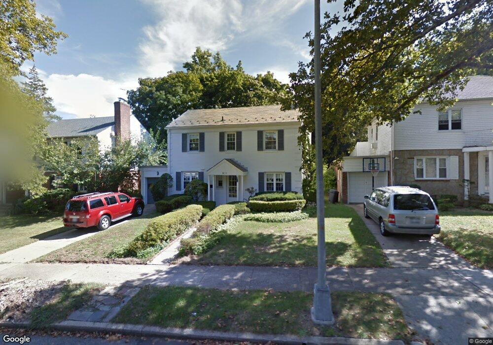 8215 190th St, Hollis, NY 11423 - photo 1