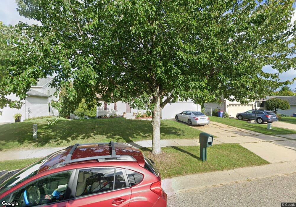 1680 Edith Ave NE, Grand Rapids, MI 49505 - photo 1