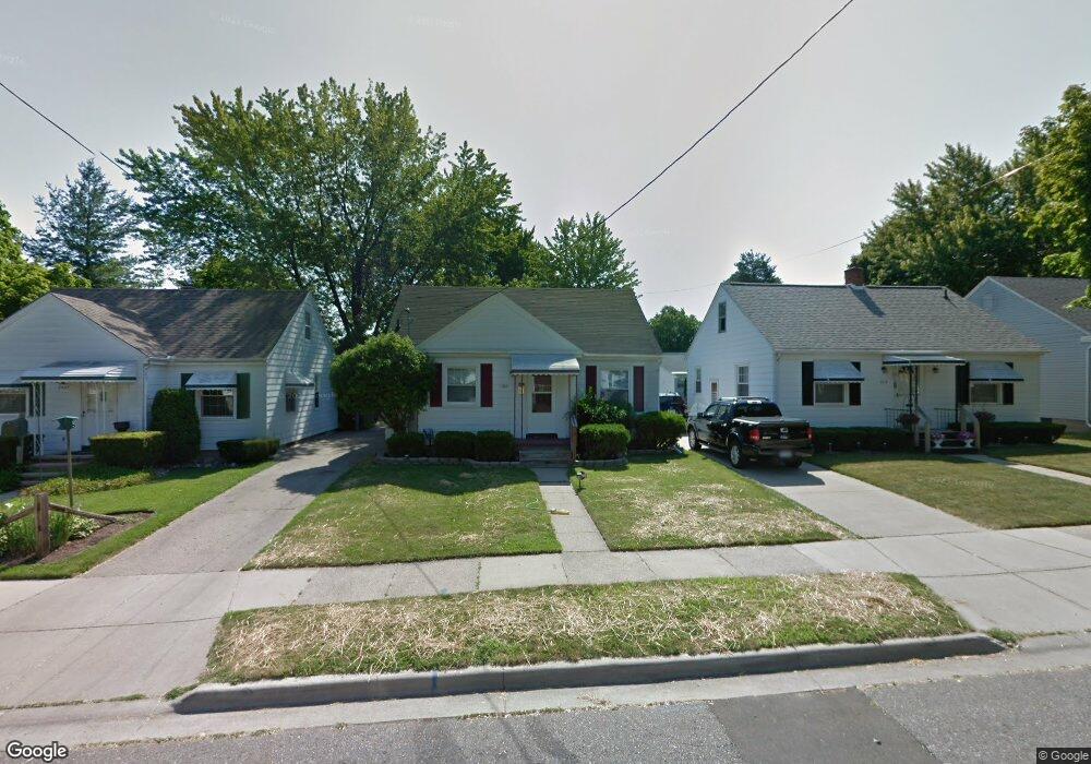 2611 Marion Ave, Lansing, MI 48910 - photo 1