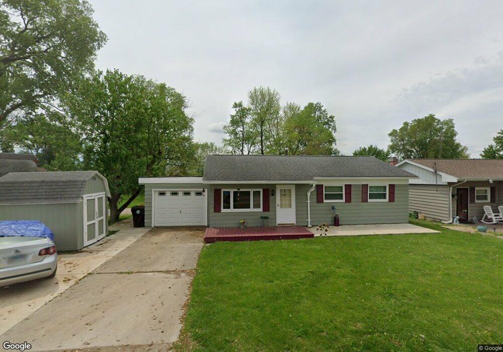 615 Frorer Ave, Lincoln, IL 62656 - photo 1