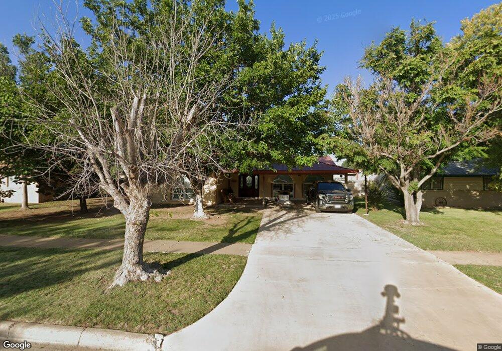 922 Morton Ave, Dumas, TX 79029 - photo 1