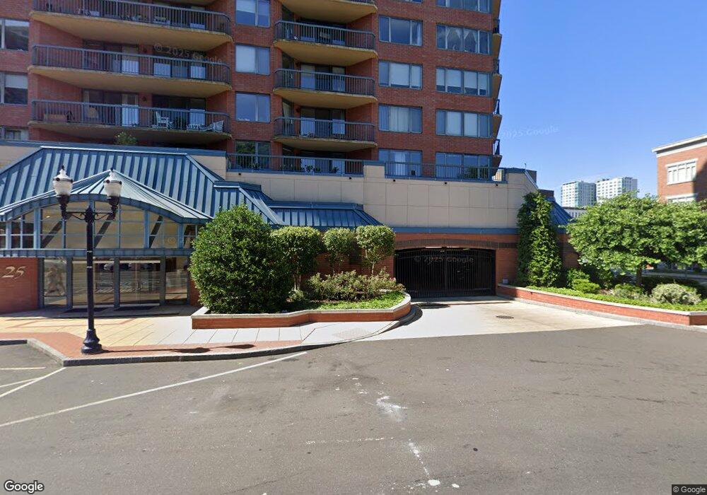 21 Forest St, Stamford, CT 06901 - photo 1