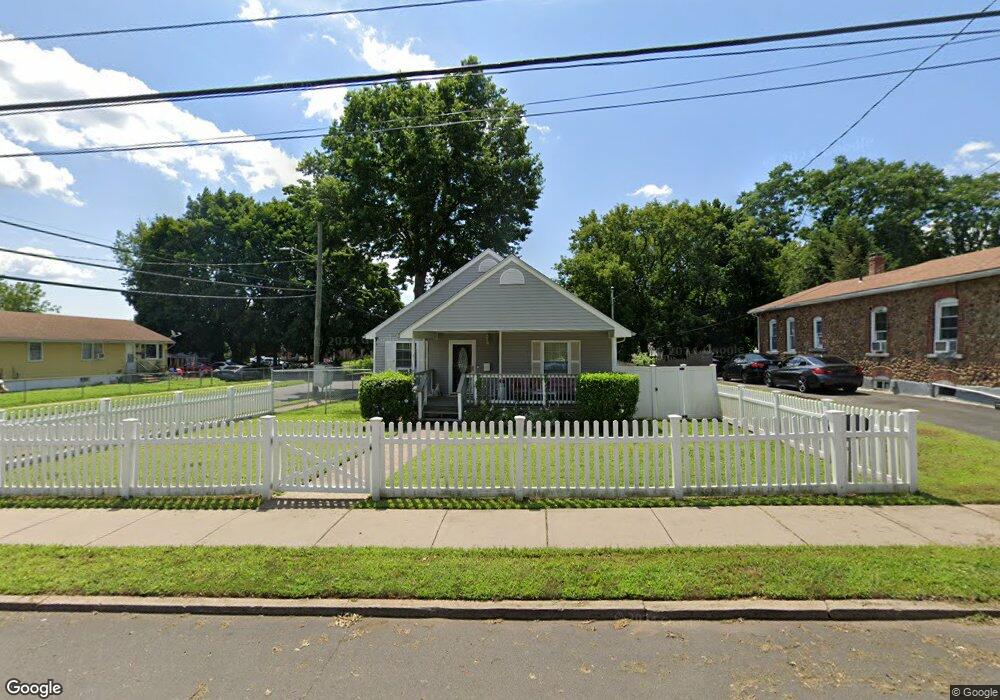 123 Daly Ave, New Britain, CT 06051 - photo 1