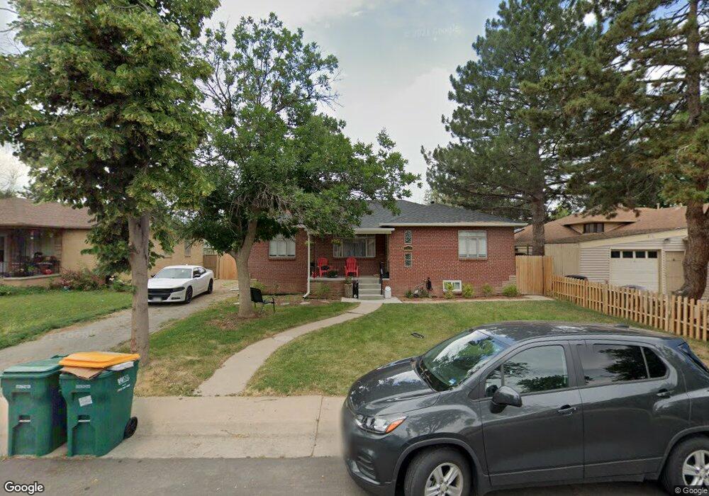 1015 Lansing St, Aurora, CO 80010 - photo 1