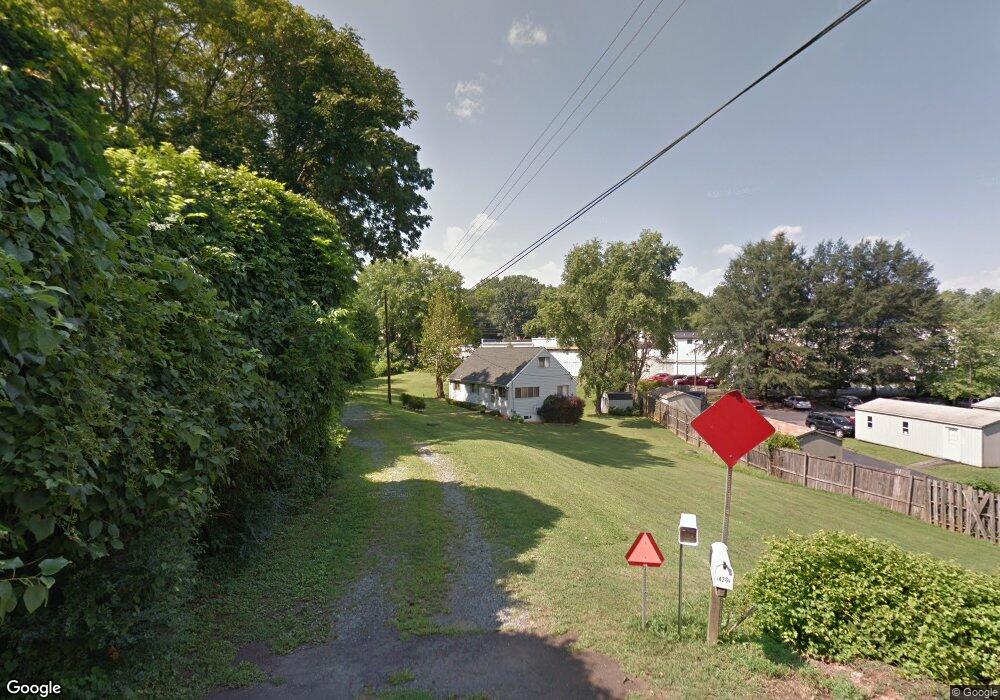 426 13th St NE, Charlottesville, VA 22902 - photo 1