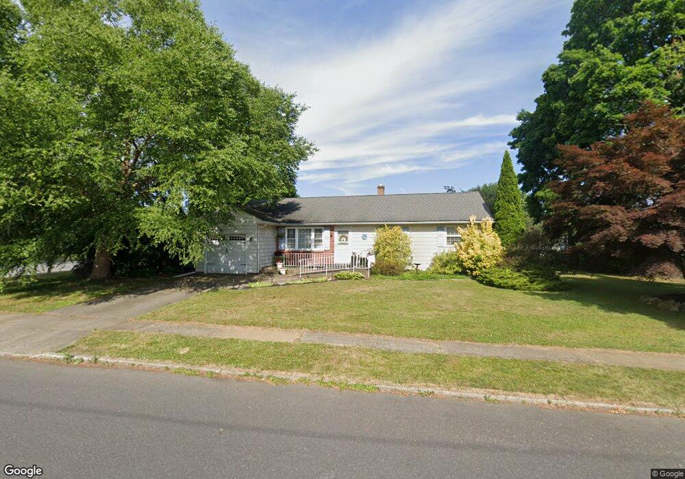 930 S Edward St, Allentown, PA 18103 - photo 1