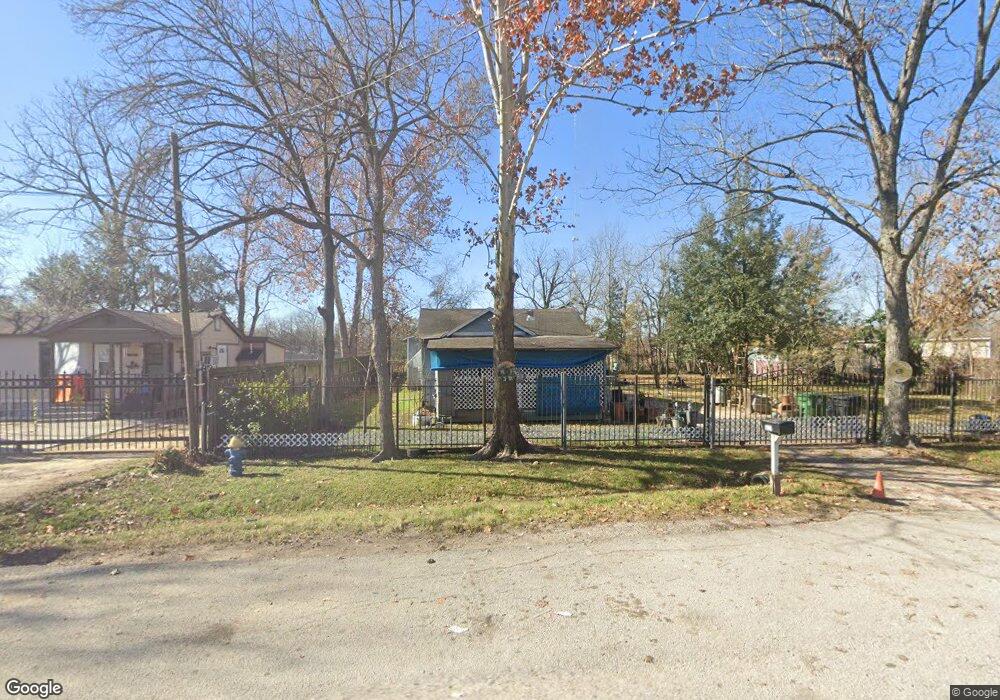 10631 Exeter St, Houston, TX 77093 - photo 1