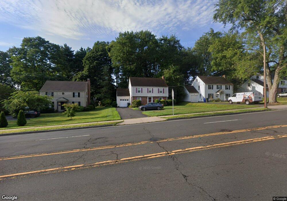 2413 Albany Ave, West Hartford, CT 06117 - photo 1