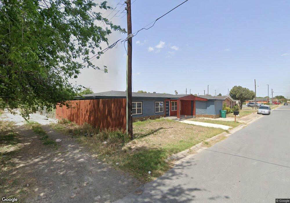 205 W Hawk Ave, Pharr, TX 78577 - photo 1
