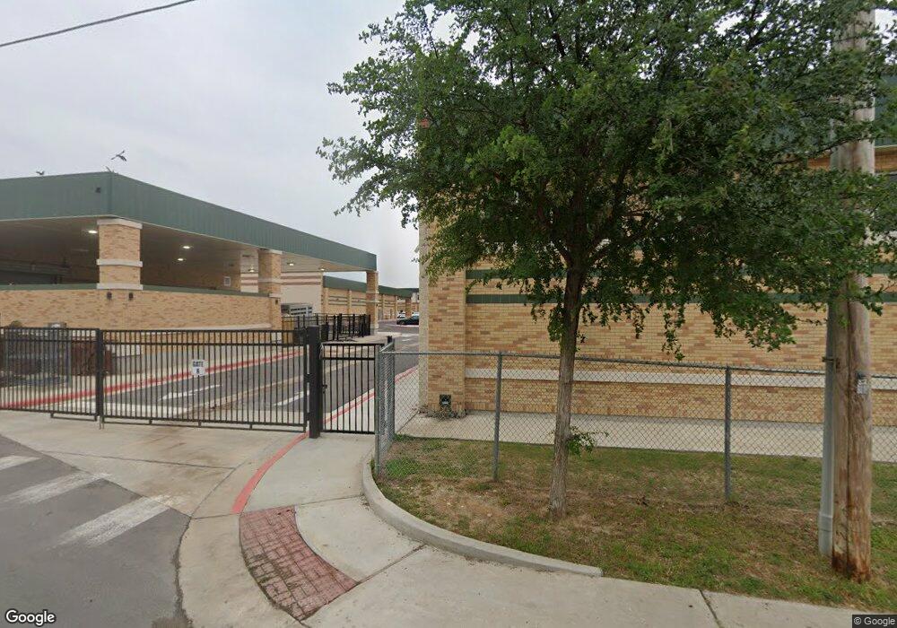 2121 E Ash St, Laredo, TX 78043 - photo 1