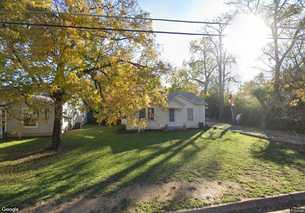 1421 Lindsey St, Denton, TX 76205 - photo 1