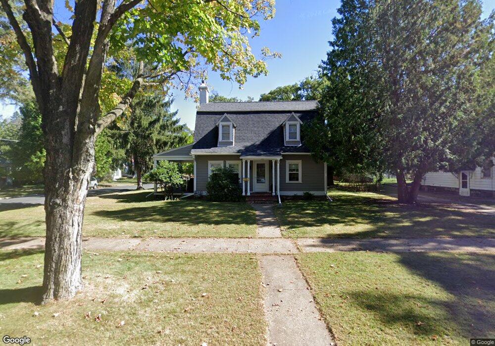 302 11th St E, Menomonie, WI 54751 - photo 1