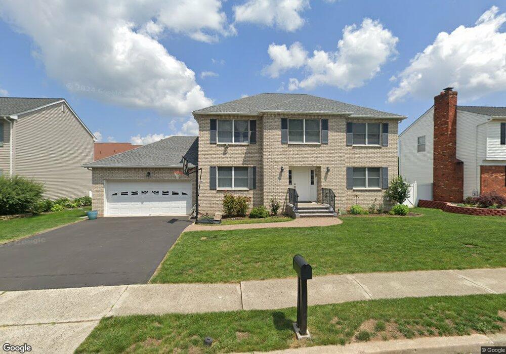 808 Columbus Ave, Raritan, NJ 08869 - photo 1
