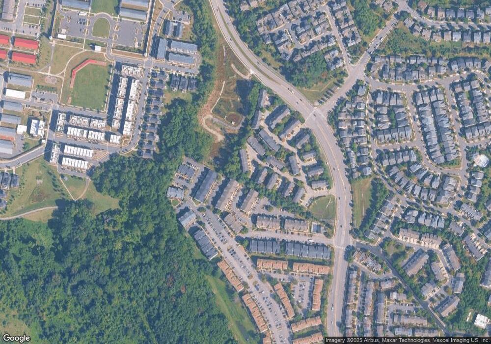 9144 Silvershadow Ct, Lorton, VA 22079 - photo 1