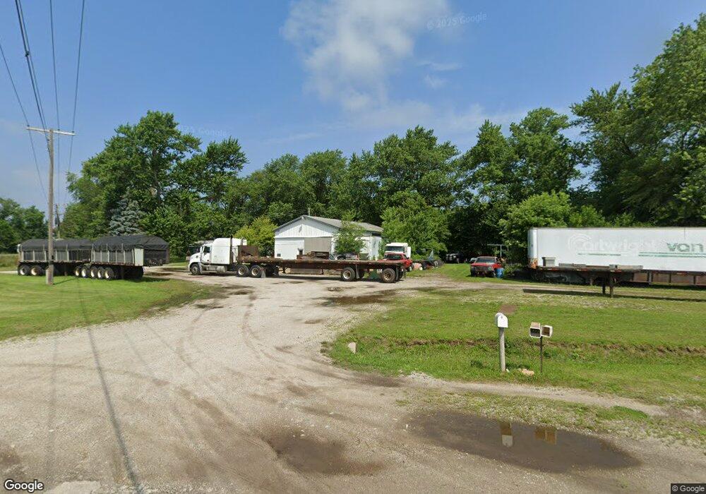 5451 E Oak Knoll Rd, Rolling Prairie, IN 46371 - photo 1