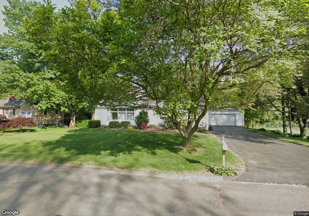 21 Barry Place, Trumbull, CT 06611 - photo 1