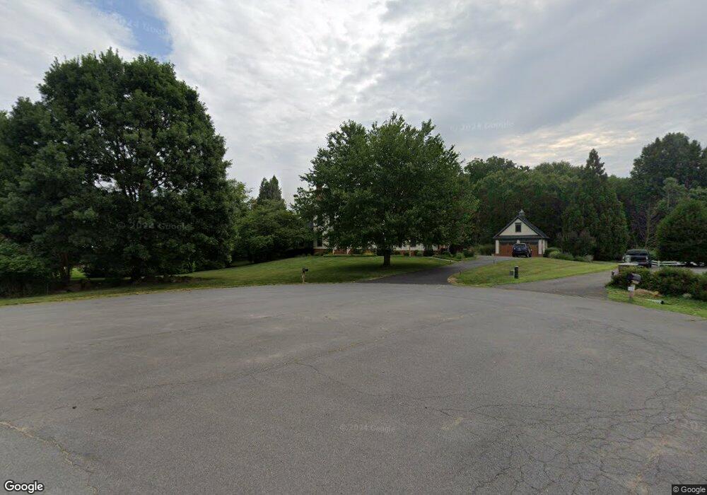 7391 Moccassin Ln, Warrenton, VA 20186 - photo 1