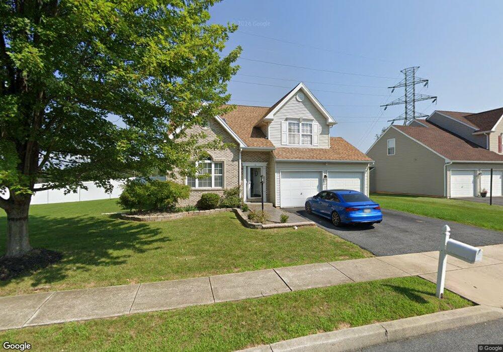 10 Thomas Dr, Easton, PA 18040 - photo 1