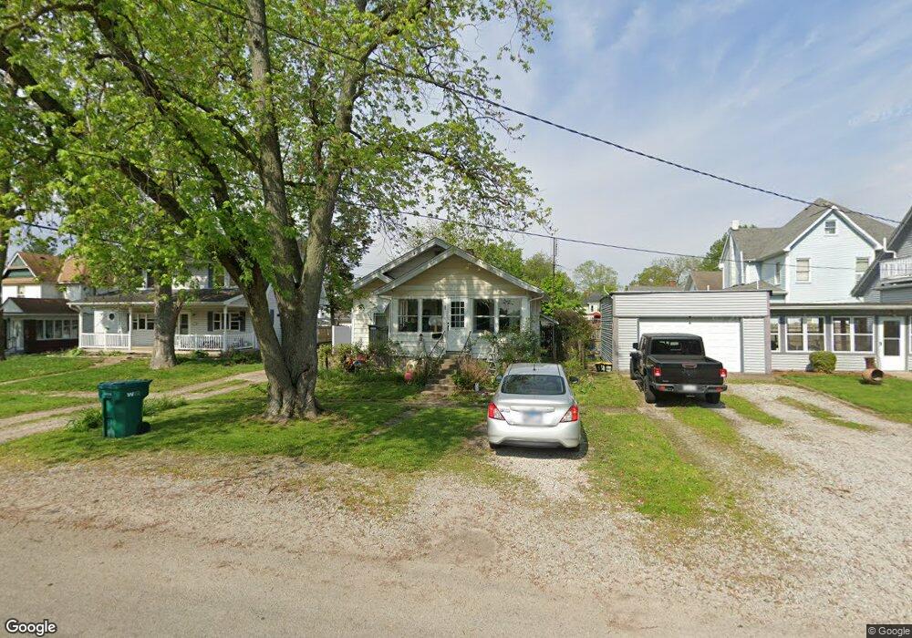 109 S 26th St, Mattoon, IL 61938 - photo 1