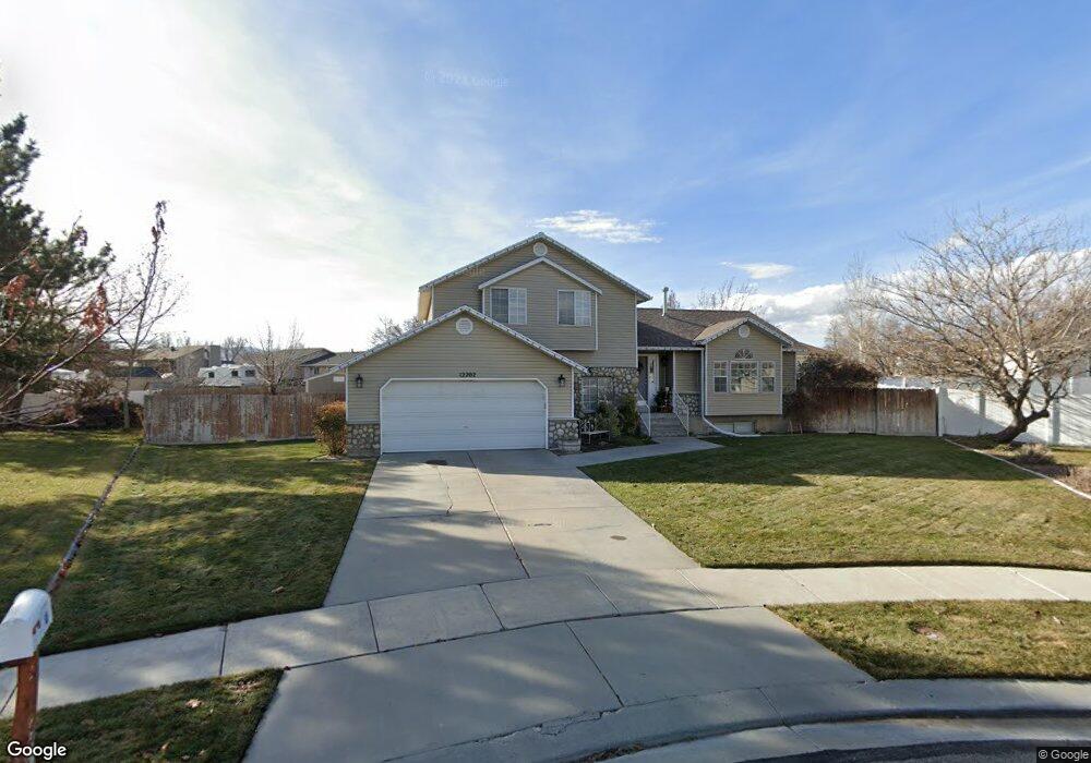 12202 Cove Crest Cir, Riverton, UT 84065 - photo 1