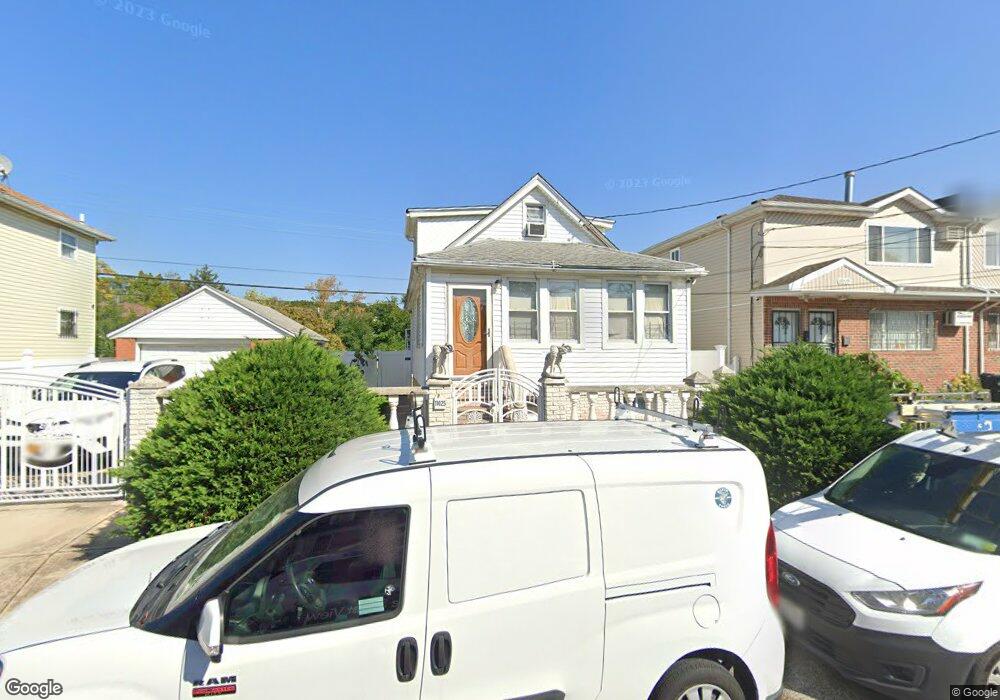 11025 158th St, Jamaica, NY 11433 - photo 1