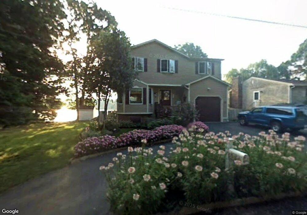 504 Lake Shore Dr, Warwick, RI 02889 - photo 1