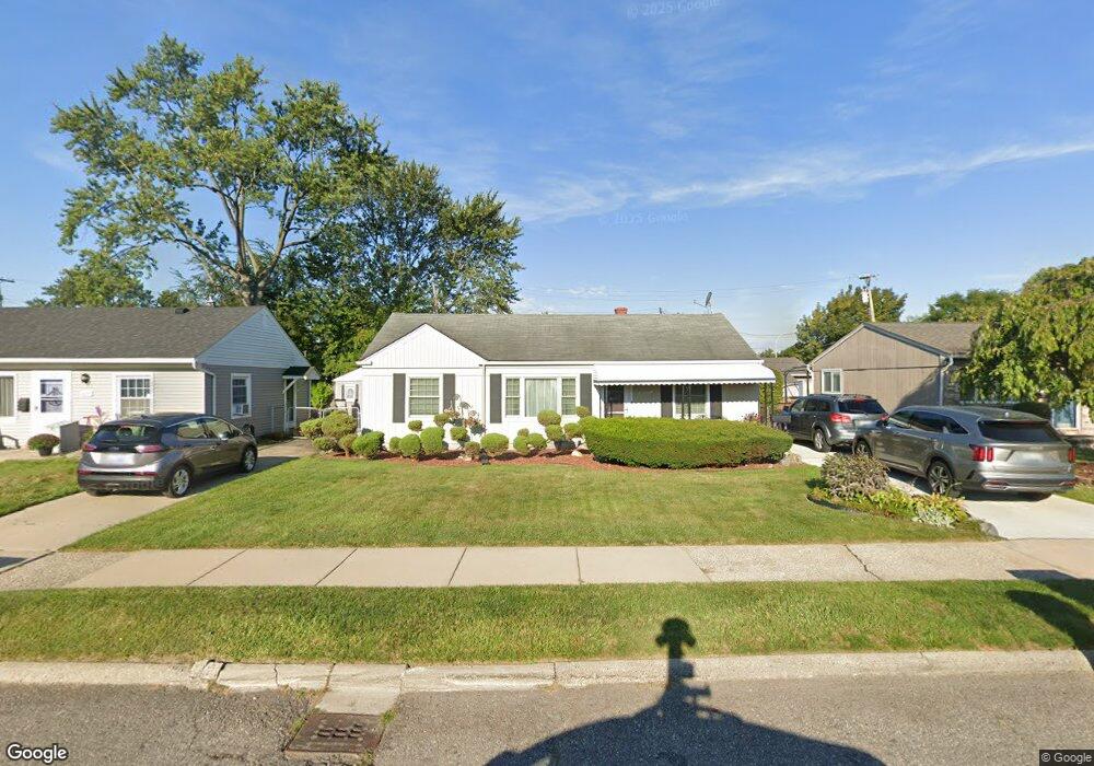 26751 Grandmont St, Roseville, MI 48066 - photo 1