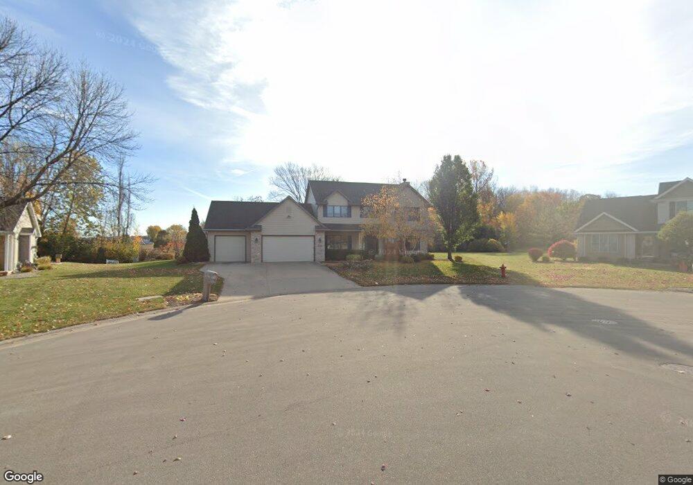W5821 Sweet Clover Dr, Appleton, WI 54915 - photo 1
