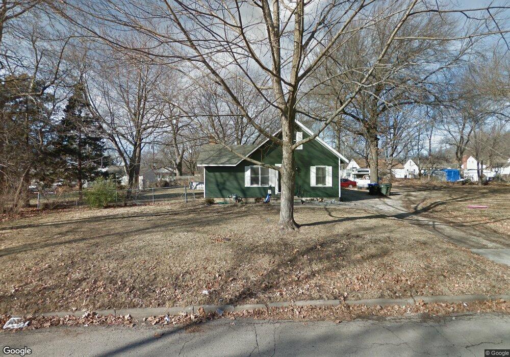 2021 SW Randolph Ave, Topeka, KS 66604 - photo 1